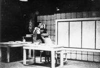 Simfonija 1937 - Jerman, Danilova - George Kaufmann, Edna Ferber: Simfonija 1937. SNG Drama Ljubljana, 11. 2. 1937.
Fotografija je last: SLOGI (SGM).
Neb.: S. LXIV, 21; sig. 1569